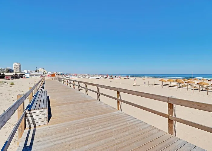 Downtown By Homing Monte Gordo