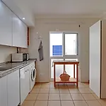 Downtown By Homing Apartman