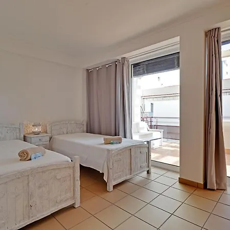 Downtown By Homing *