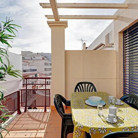 Downtown By Homing Apartment