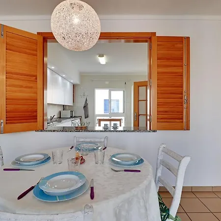 Downtown By Homing Apartman *